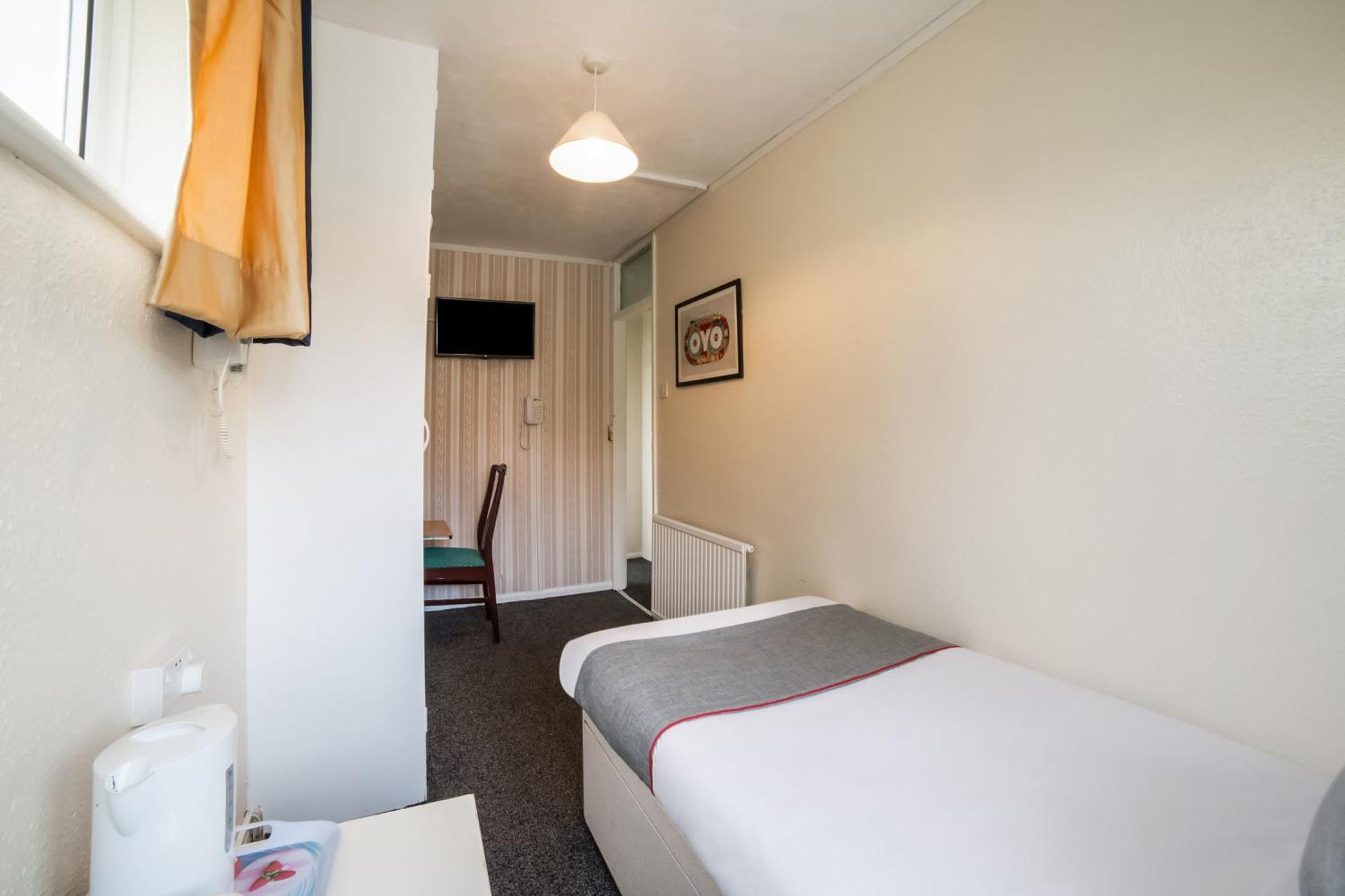 Devine Hotel, Westcliff 3*