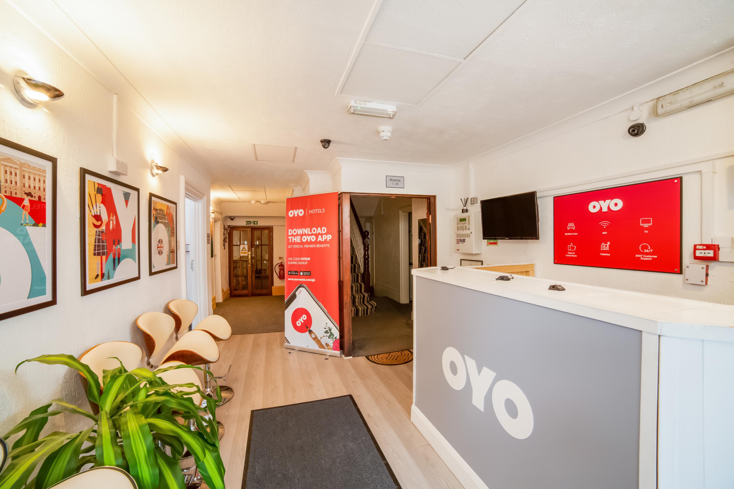 Oyo Devine Southend-on-Sea
