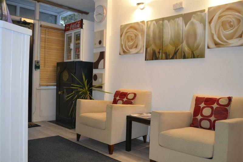 Hotel Oyo Devine
